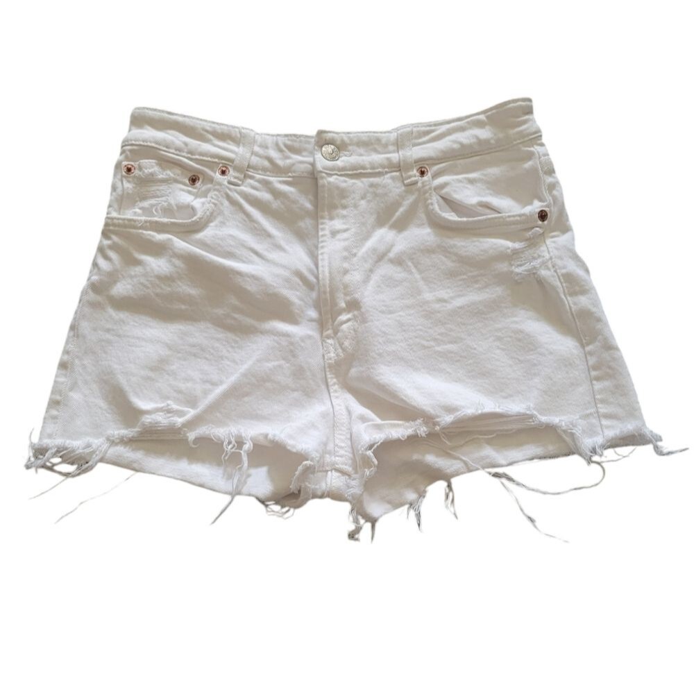 Zara White Cutoff Denim Shorts Size 6